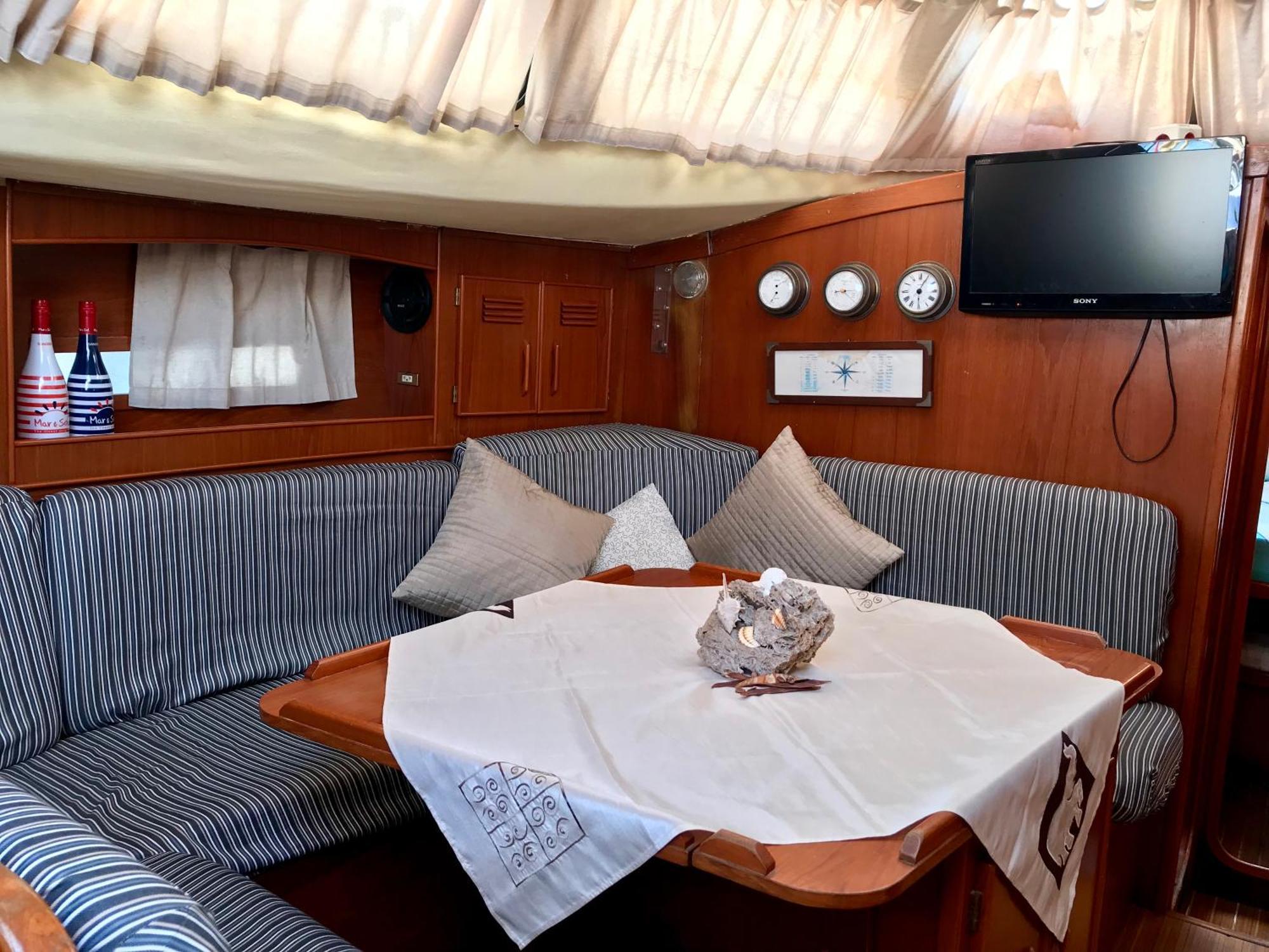 Sleep & Boats Barcelona City Sant Adria de Besos Εξωτερικό φωτογραφία