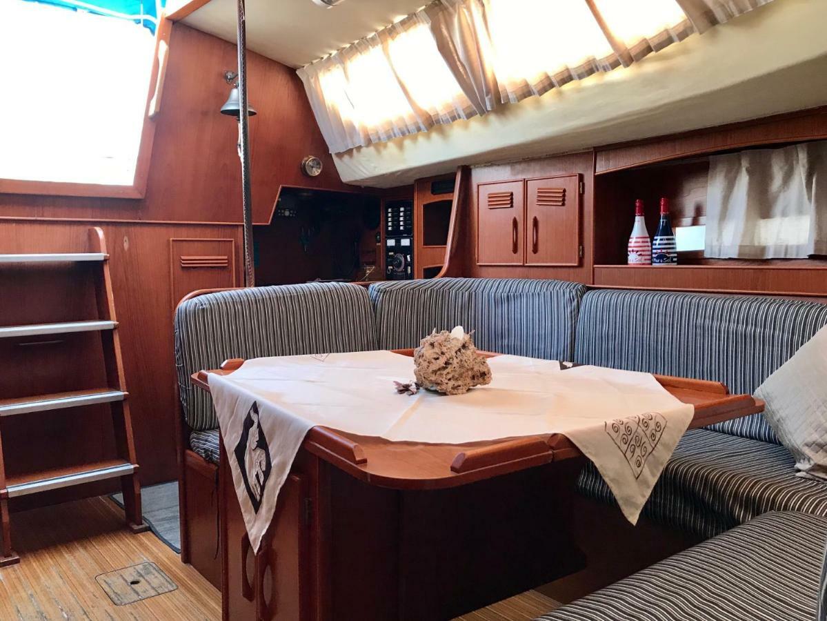 Sleep & Boats Barcelona City Sant Adria de Besos Εξωτερικό φωτογραφία
