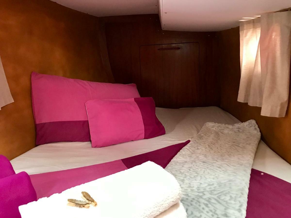 Sleep & Boats Barcelona City Sant Adria de Besos Εξωτερικό φωτογραφία