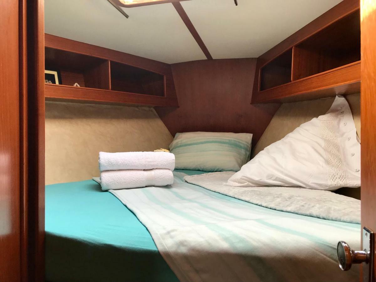 Sleep & Boats Barcelona City Sant Adria de Besos Εξωτερικό φωτογραφία